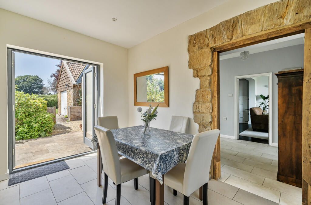 1335337-9-689b95a...