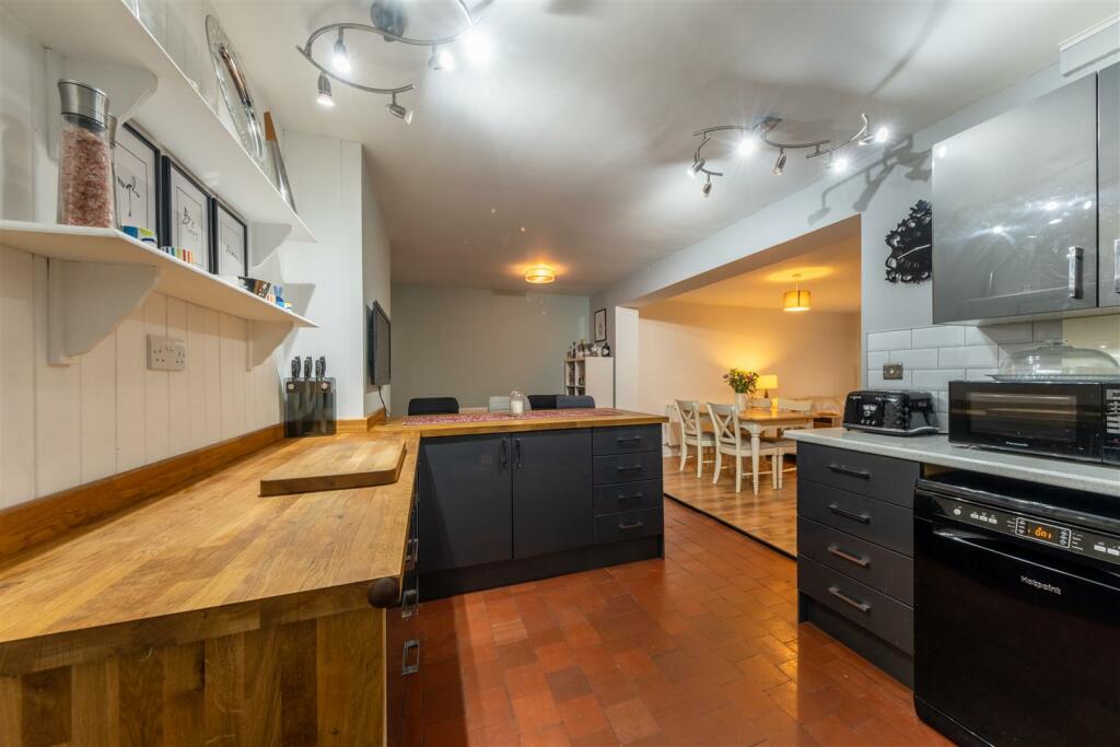 19 Church Row-005.jpg