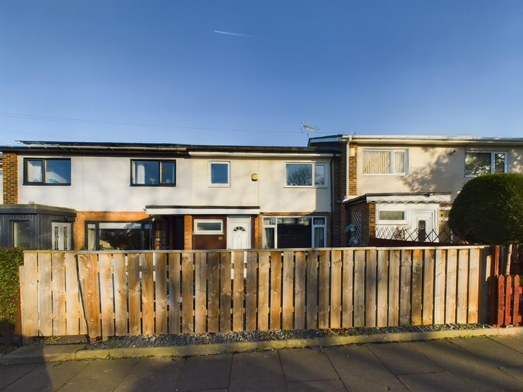 CAM01835G0-PR0135...