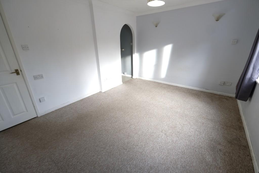STUDIO ROOM