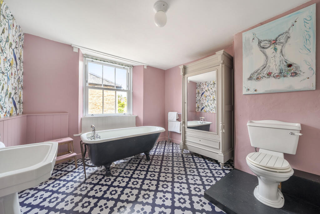 1362100-7-68e64be194f09