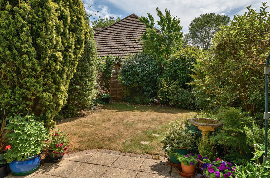 1318104-5-68653c2...