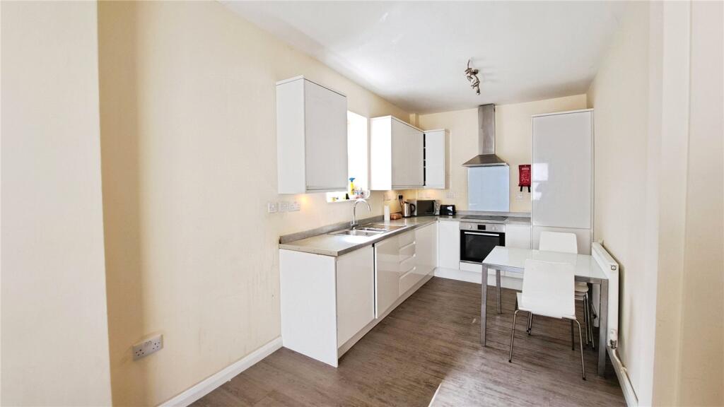 Communal Kitchen