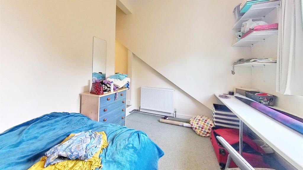 6-Harrow-Road-Bedroo