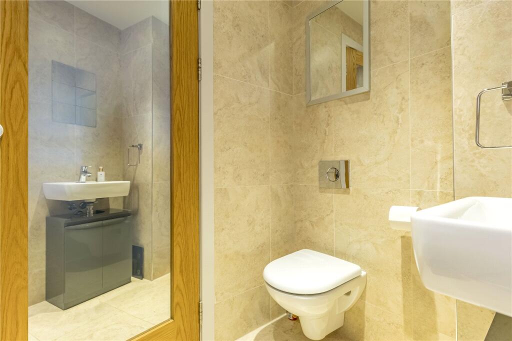 En Suite Shower Room