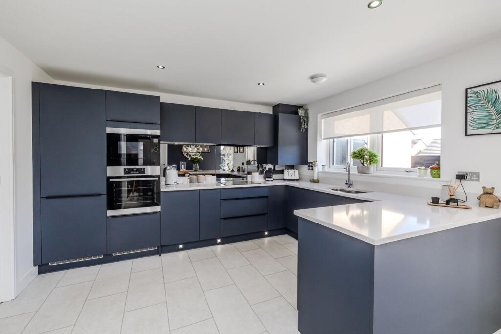 58WhiteadmiralPlaceNewcastleGreatParkNE139EJ-43