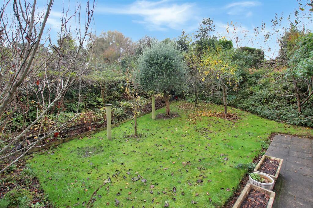 Middle Garden