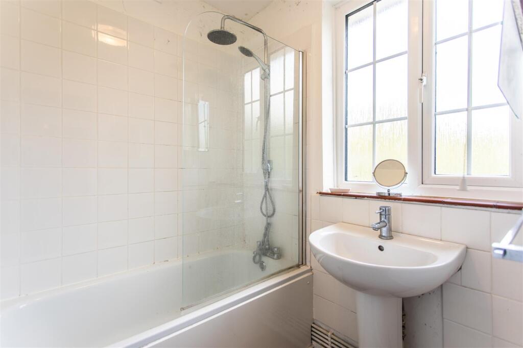 1 New Cottage24.jpg