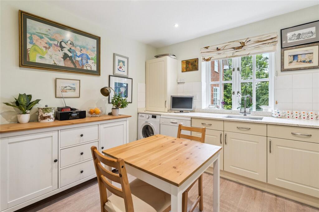 Kitchen Breakfast Rm