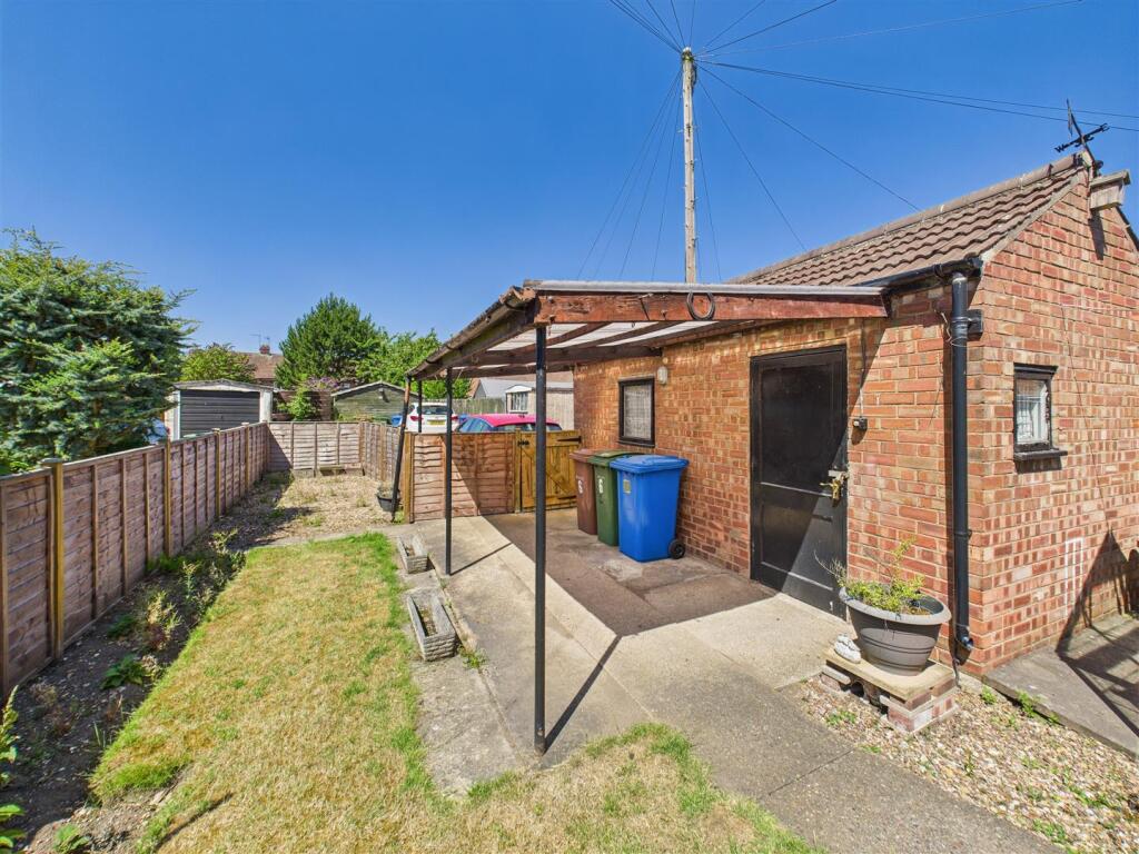 Garage &amp; Parking