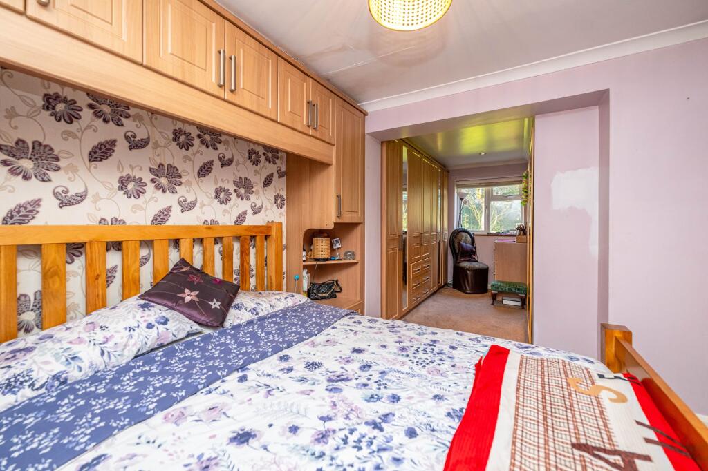 Downstairs Bedroom 1