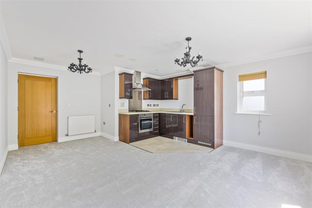 AMBERLEIGH HOUSE, 5 (16 FROM 25)-9.jpg