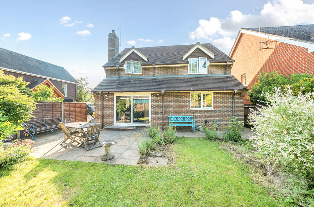 09c72f7d-7b71-49f...