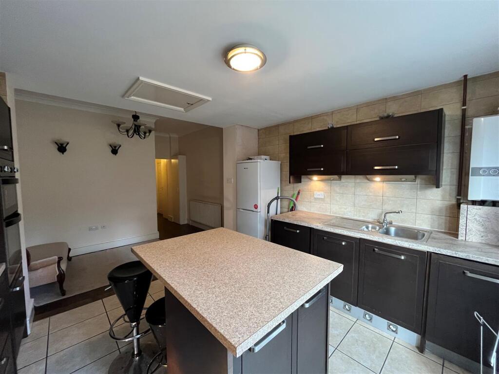 Kitchen &amp; Lounge.jpg