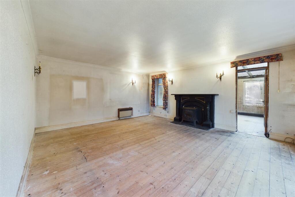 Malvern House, Bridgwater Road East Brent, Highbri