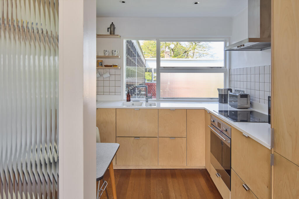 282493 - Herrick Court-Nick-Clements-10.jpg