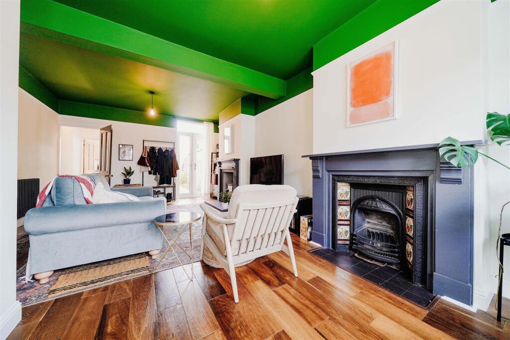 Through Lounge/Dining Room