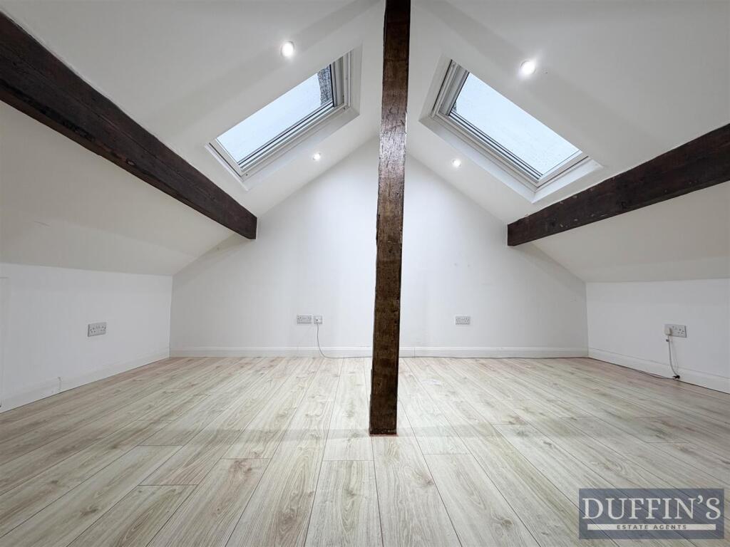 Loft Room / Office