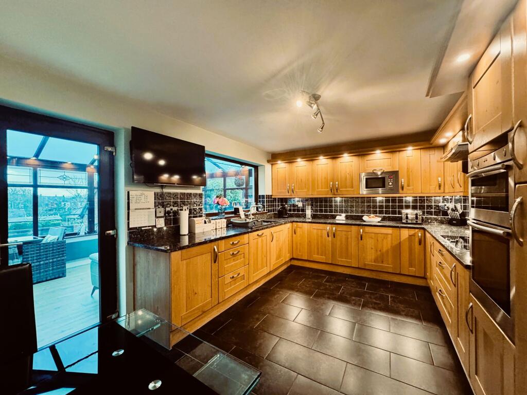 Breakfast Kitchen