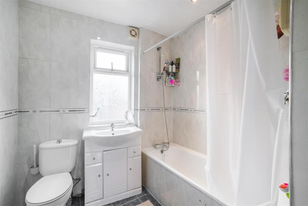 63 Central Road - oDp3Dv2qvZ6RdbwhMxxF.jpg