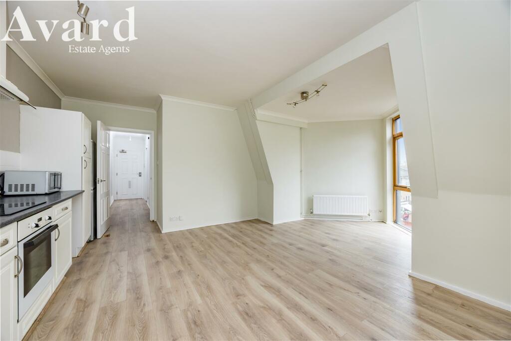 Old College House, 10A-13.JPG