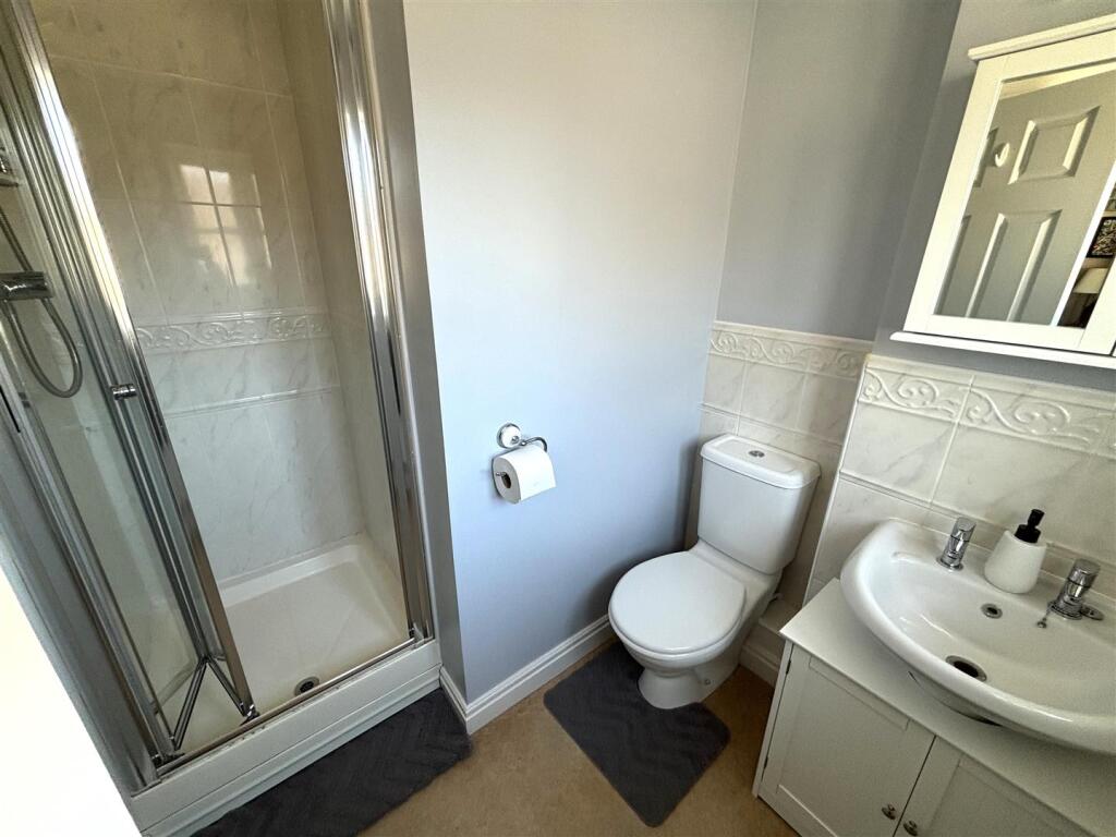Ensuite.jpg