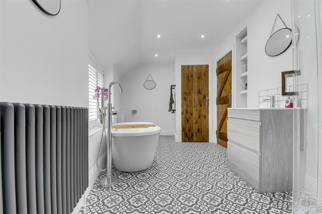 Family bathroom