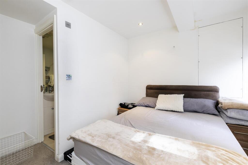 22 Nell Gwyn House -8.jpg