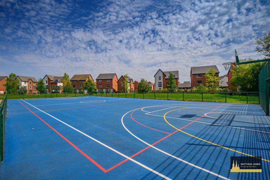 Surrounding Facilities