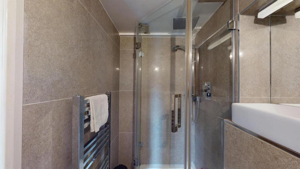 5, 69ECSbathroom2.jpg