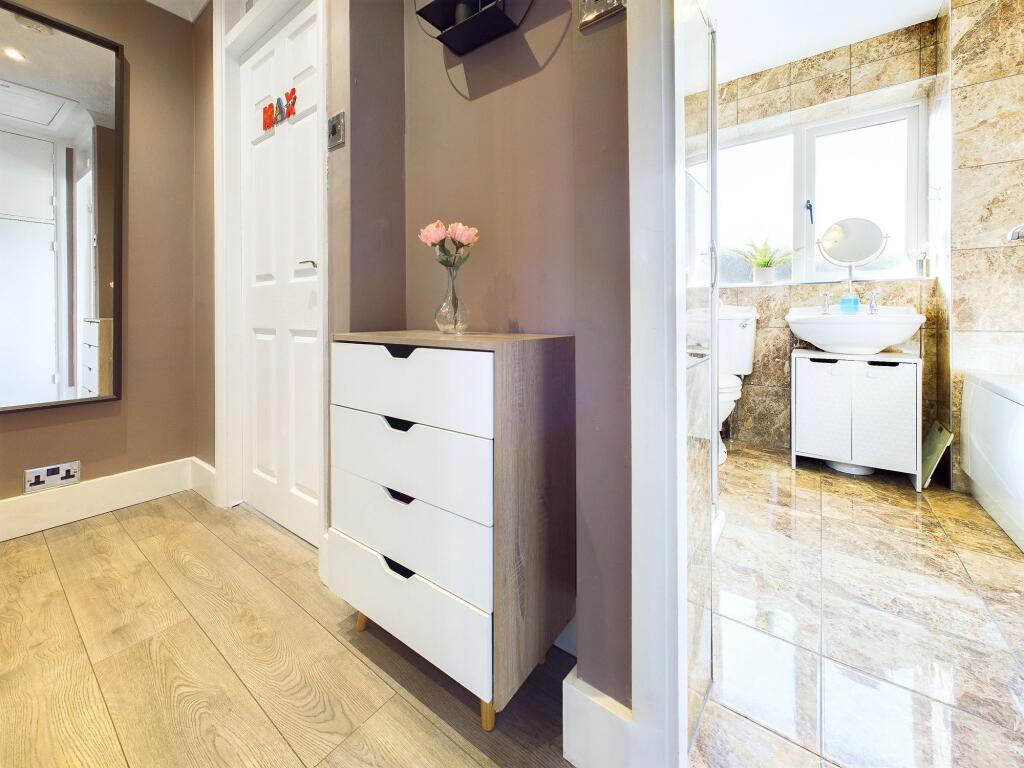 First Floor Landing and Bathroom