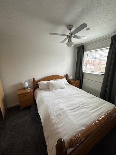 bed 1 (2).jpg