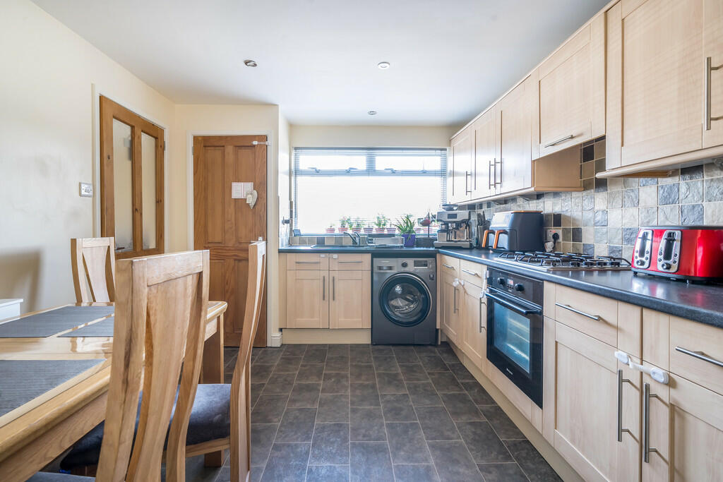 Kitchen/Dining Ro...