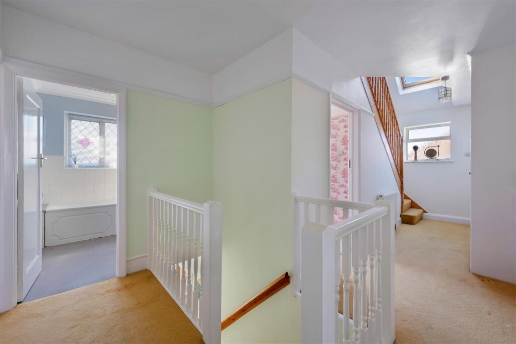 COMMONFIELD ROAD, 113-30.jpg