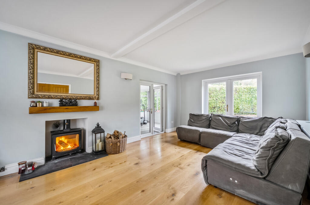 1385280-44-692841...