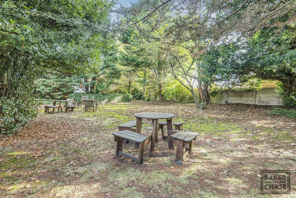 Communal Grounds
