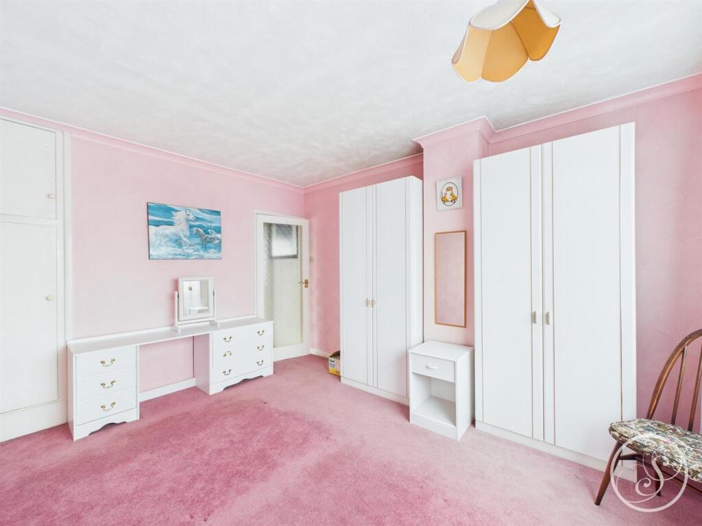 BEDROOM TWO