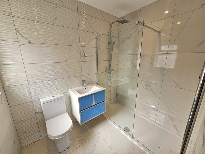 Second En Suite EXAMPLE