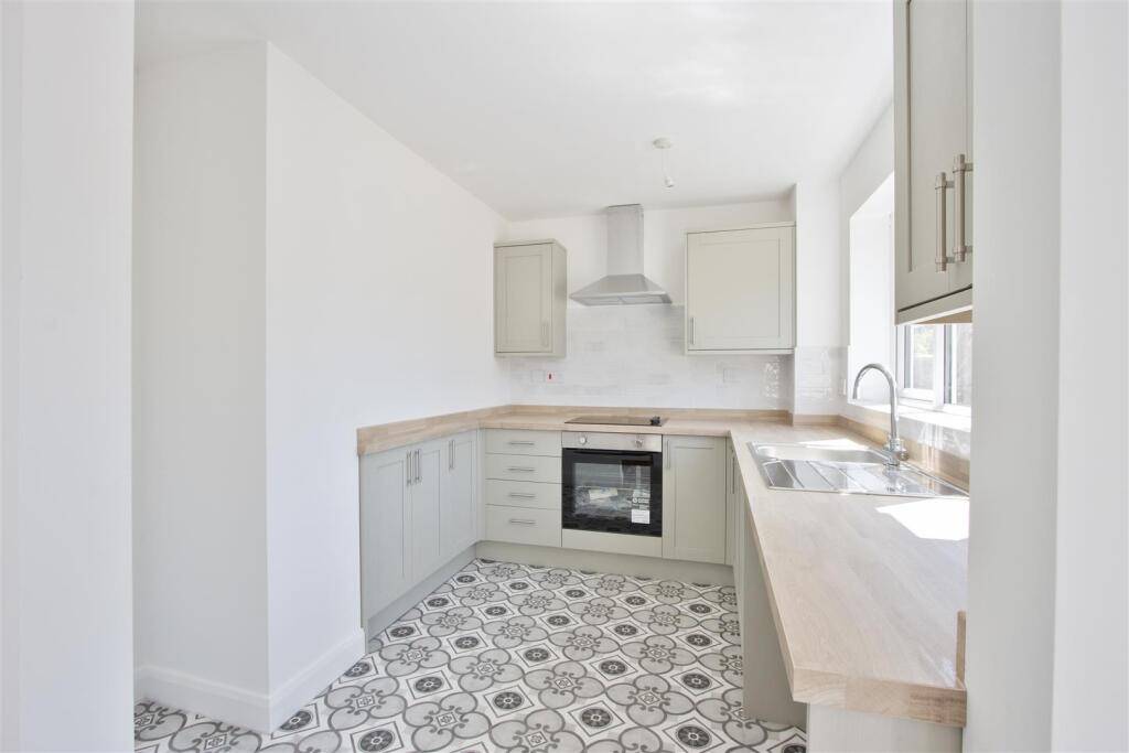 Re-Fitted Kitchen/Diner