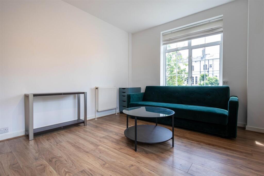 sofa area.jpg