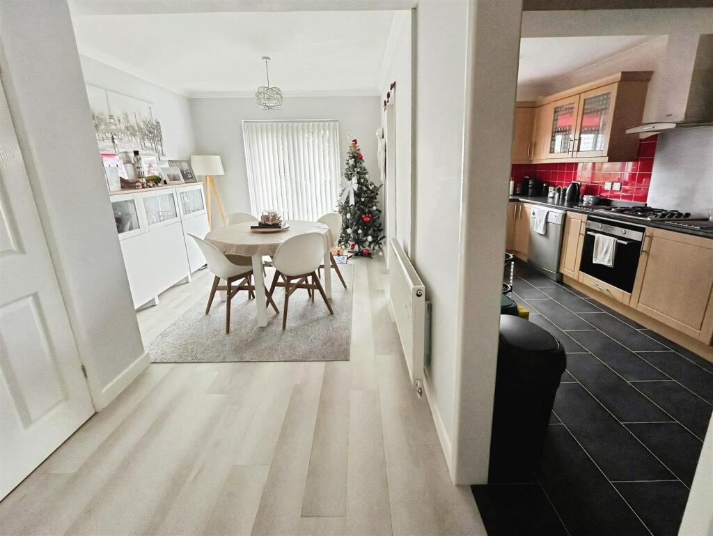 Dining room and kitcen.jpeg