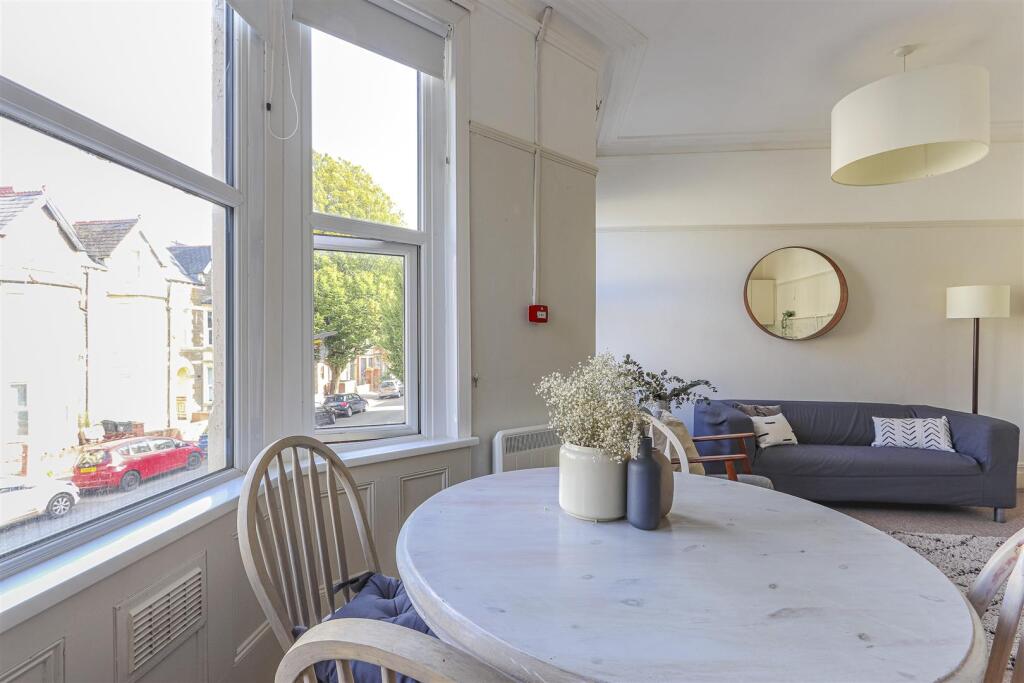 Connaught Road 13, 3-5.jpg