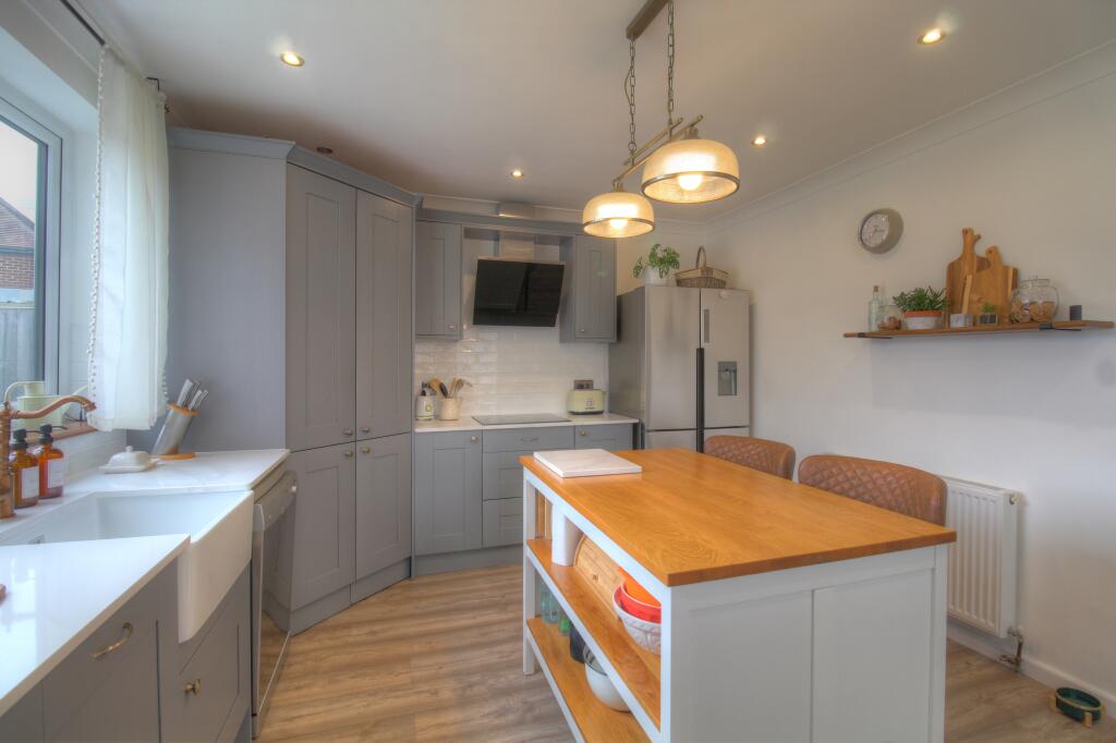 Kitchen 3