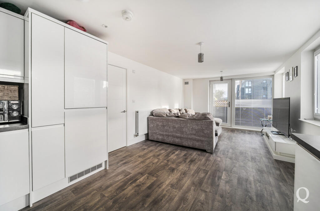 7745f662-f742-40a...