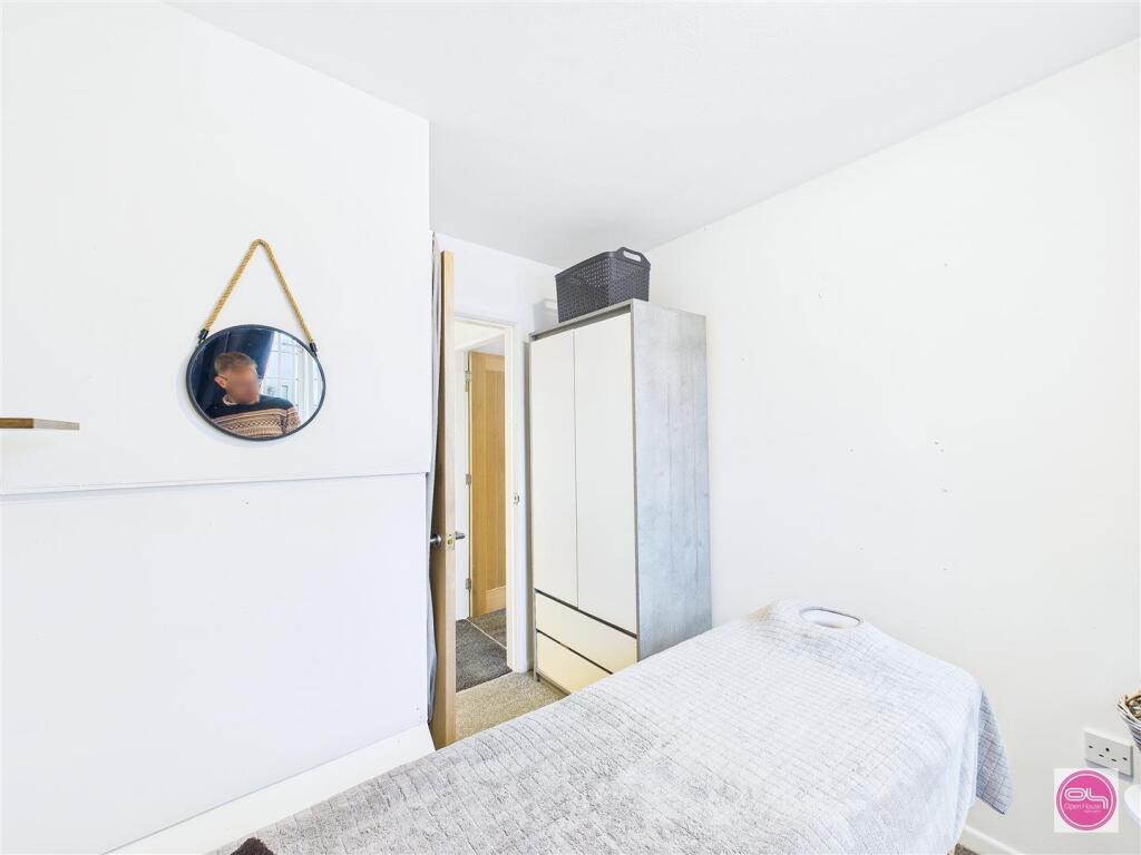 Chiltern Road, Swadlincote (26).jpg