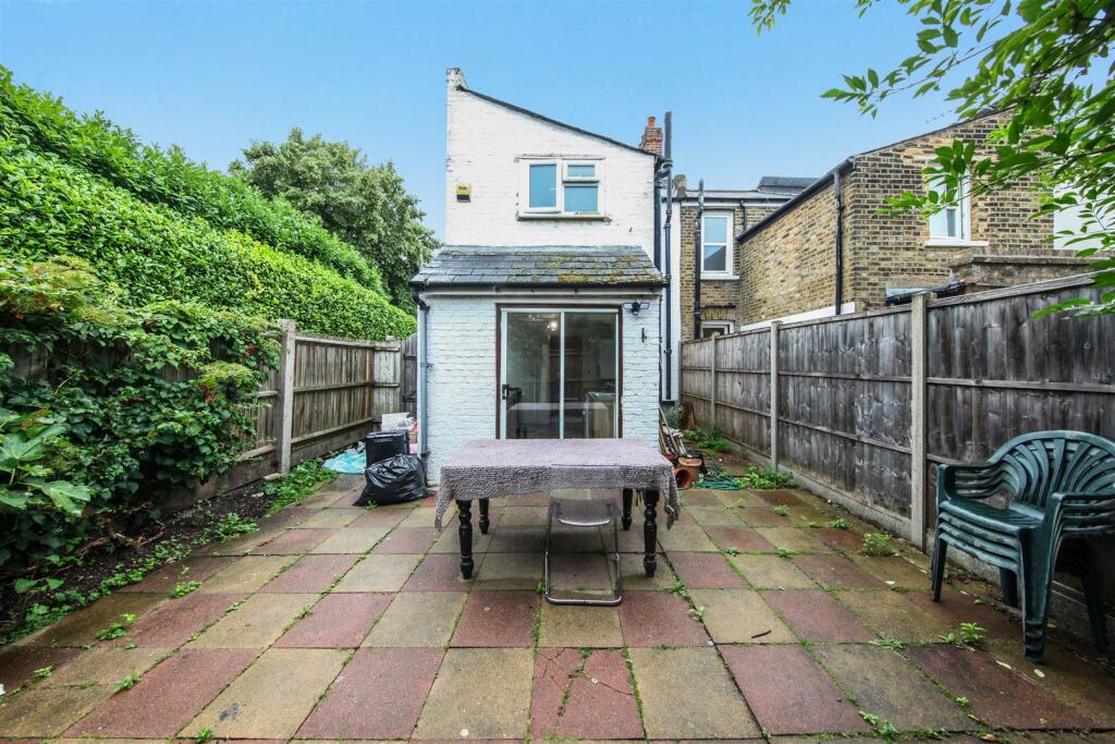 1 Rojack Road - Q8svglV9KxKFs2Ls6rWt.jpg