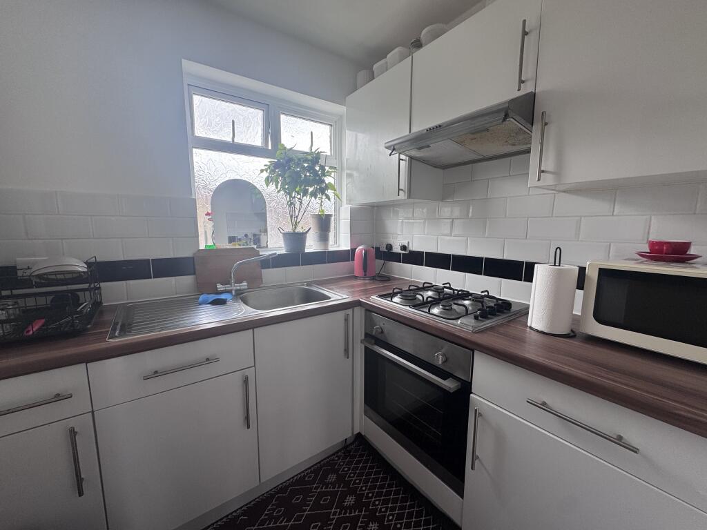 Kitchen (1) (1)