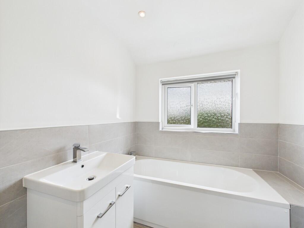 CAM01835G0-PR0275...