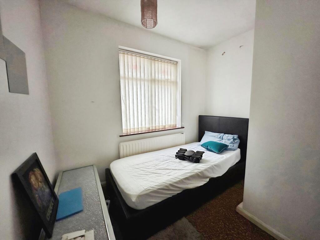 F239e2c3-4 T202511211647.jpg