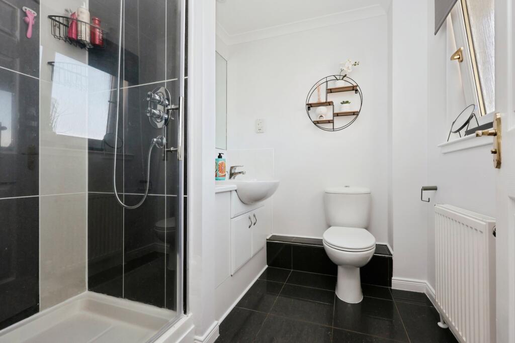 Ensuite Shower Room